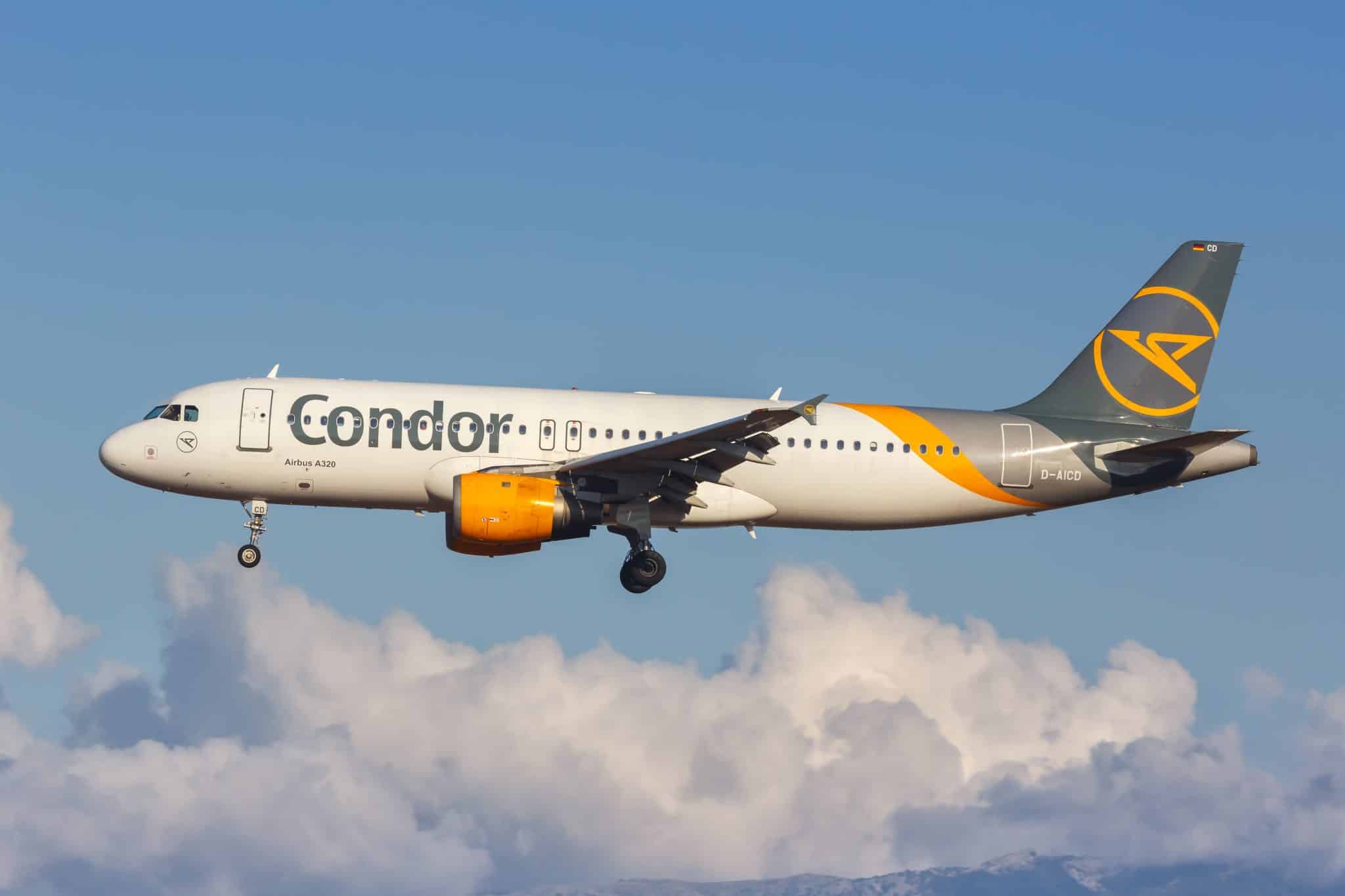Condor-vliegtuig in aanvlucht
