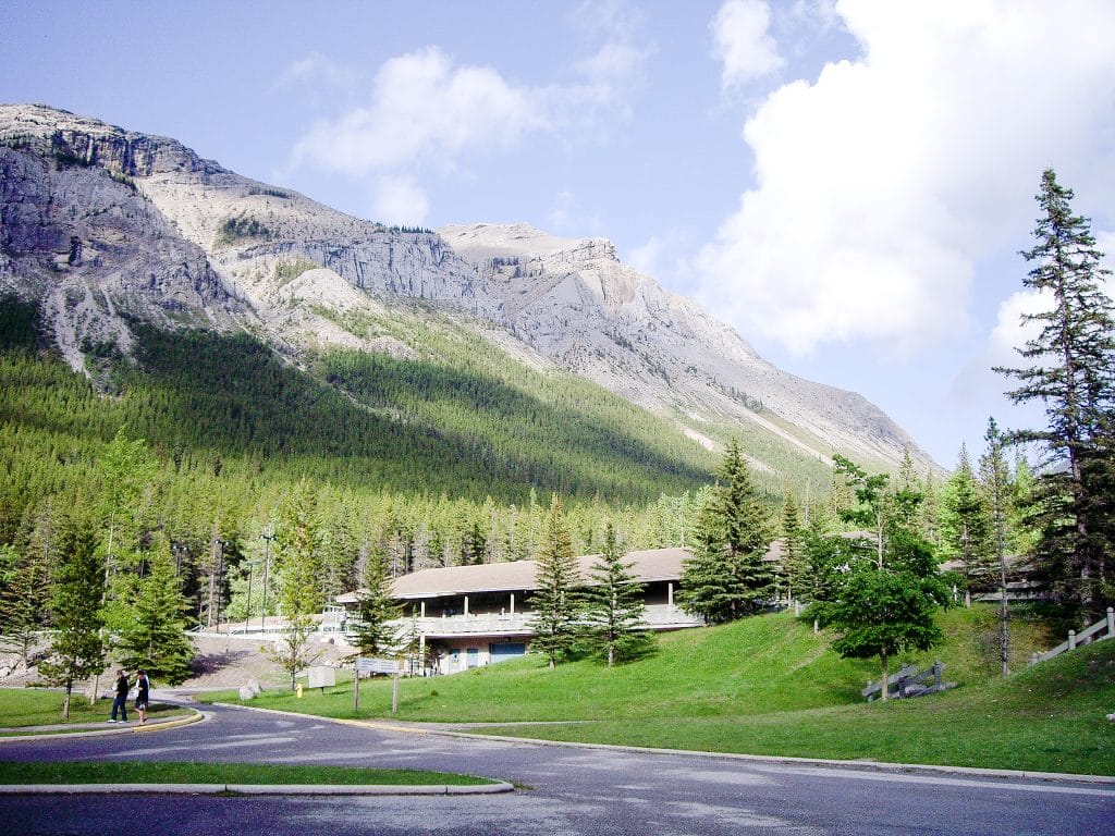 Bergen met lodge in Jasper, Alberta