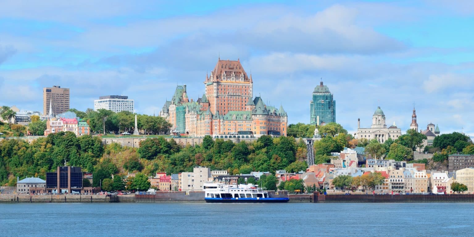 Quebec City skyline met Château Frontenac aan de rivier