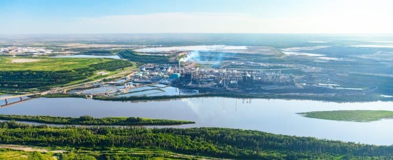 West Canada AB Fort McMurray Athabasca oil sands luchtfoto