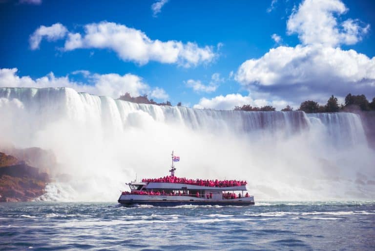 Oost Canada ON Niagara Falls boot bij Horseshoe Falls