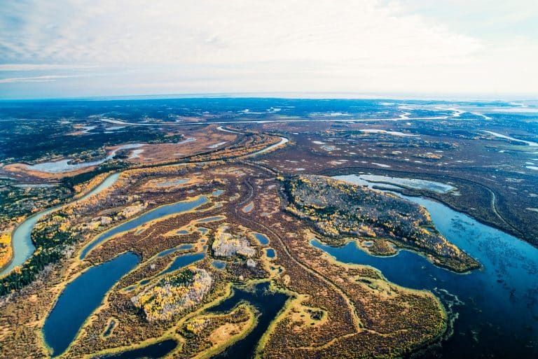 Yukon Noord Canada NT Wood Buffalo National Park rivierdelta vanuit de lucht