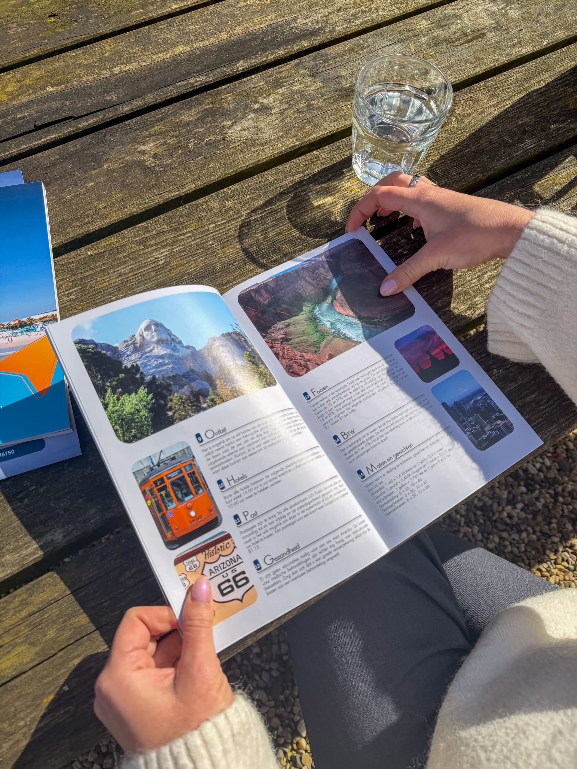 Routeboek binnenkant