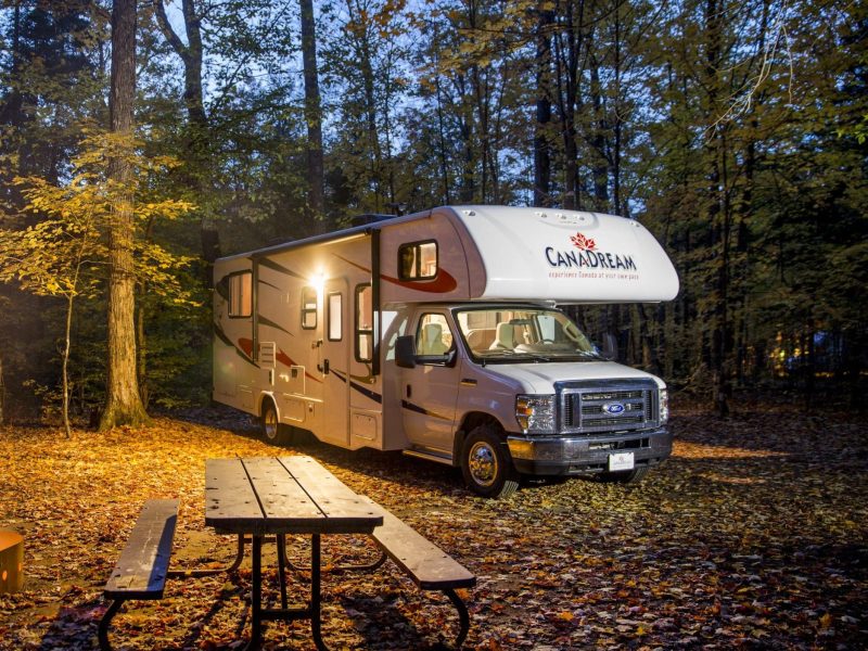 Midi Motorhome MHB_Exterior_Night_Camping